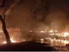 Ballia News : बलिया में अस्थाई मेंटेनेंस कक्ष में लगी भीषण आग