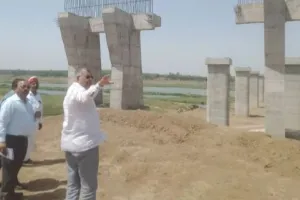 Hamirpur News : कब बनकर तैयार होगा यमुना व बेतवा पुल? चीफ इंजीनियर ने दिए ये आदेश
